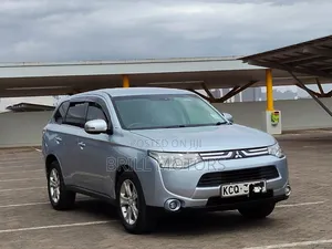 Mitsubishi Outlander 2013 Blue