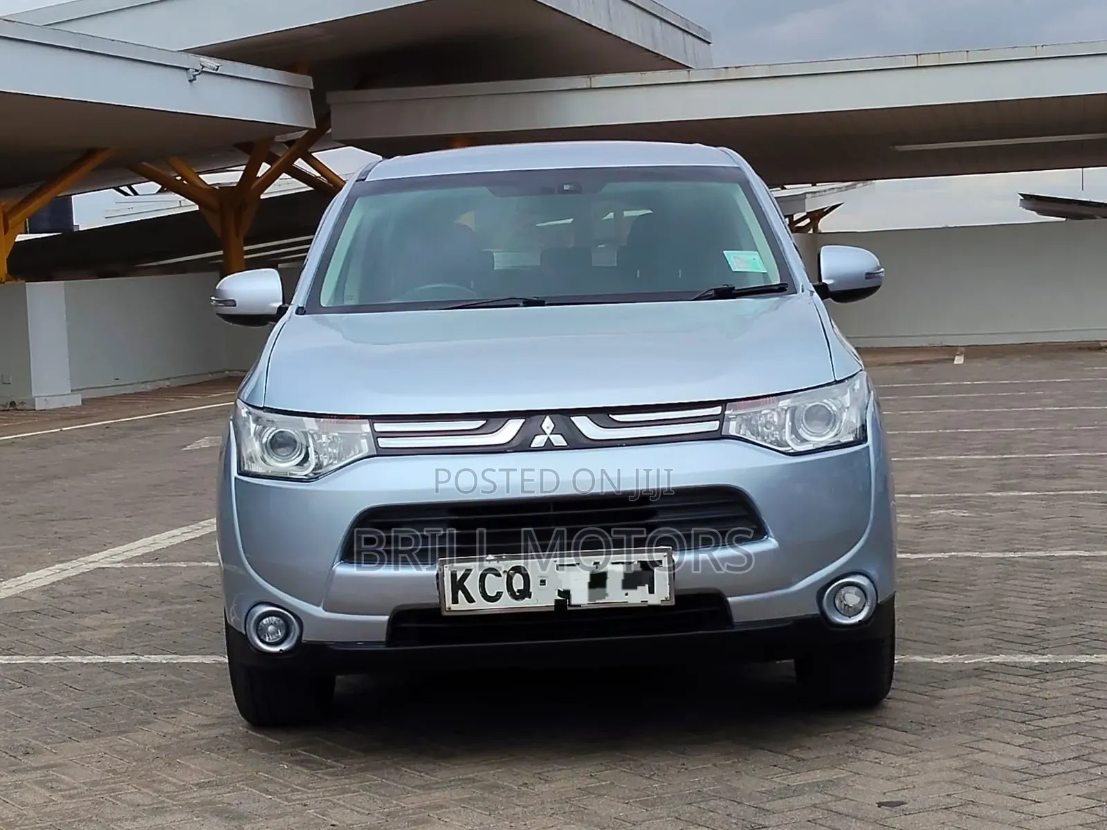 Mitsubishi Outlander 2013 Blue