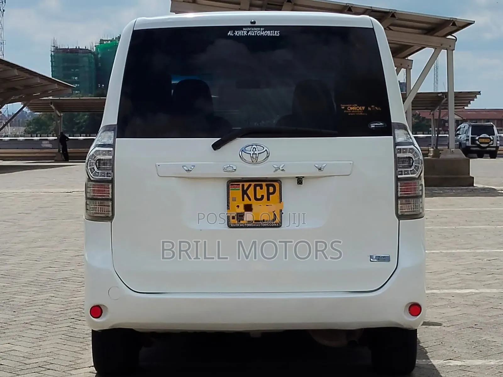 Toyota Voxy 2010 White