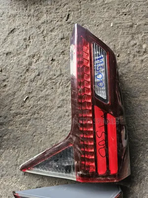 Vezel 2018 Bootlight