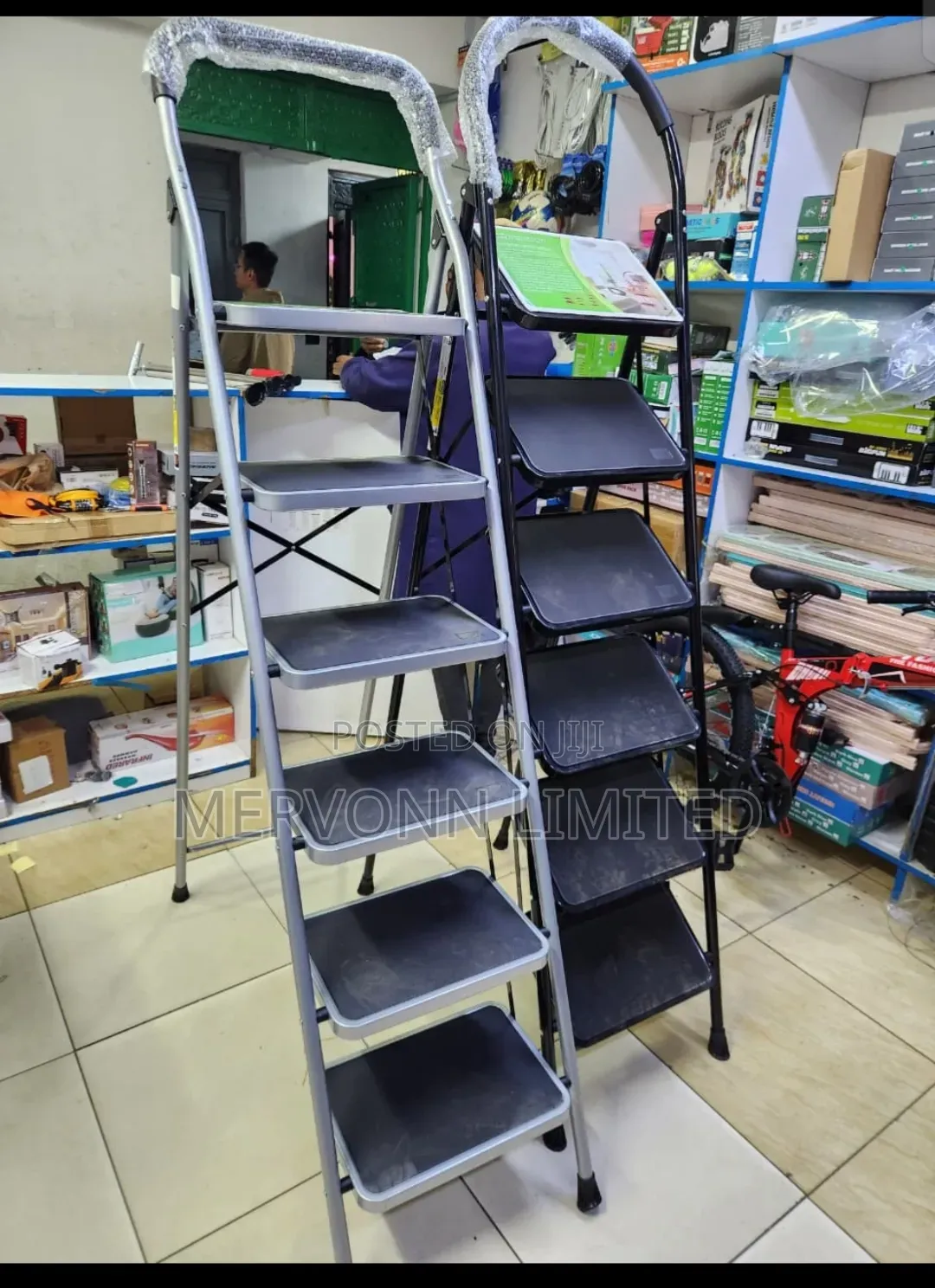Heavy Duty Step Ladder