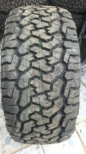 245/70r17 Comforser a/T