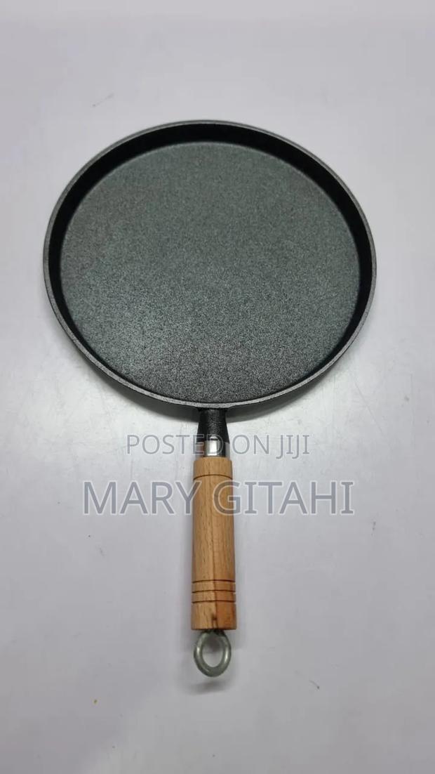 *Very Heavy Thick , High Quality Die Cast (Anti Scratch) Chapati Pan