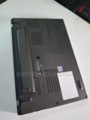 Laptop Lenovo 300e 8GB Intel Core i5 HDD 500GB