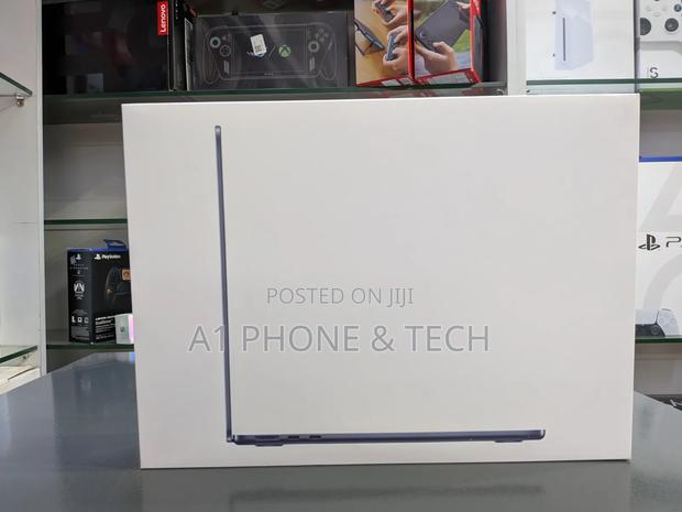 New Laptop Apple MacBook Air 2026 M5 16GB Apple M5 SSD 1T