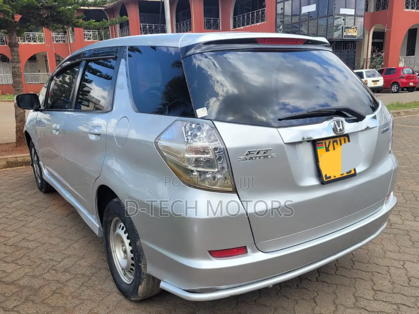 Honda Fit Shuttle 2012 Silver