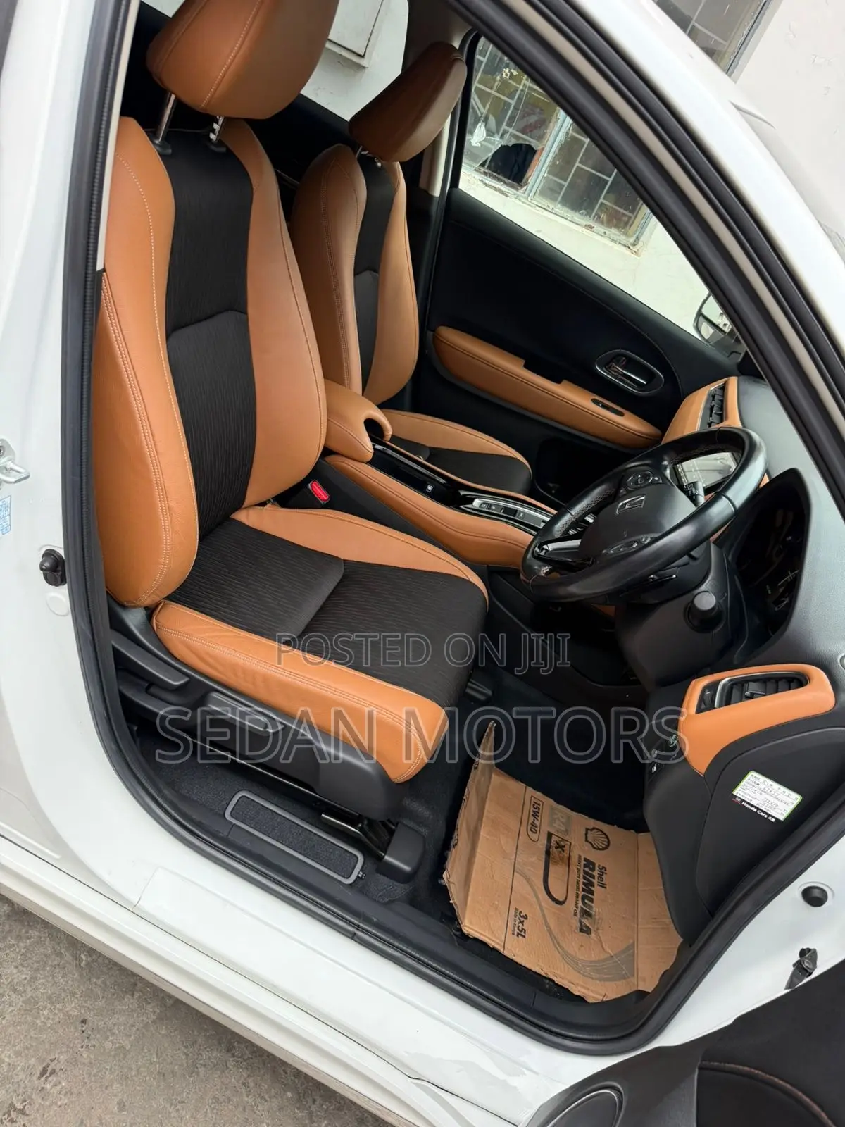 Honda Vezel 2019 Off white