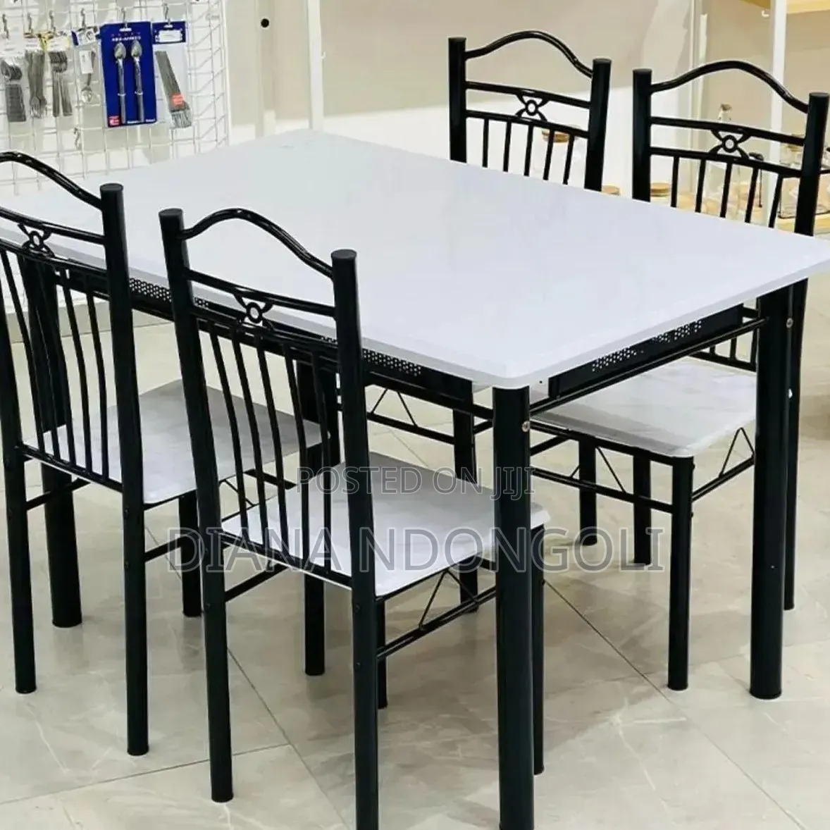 4 Sitter Dinning Table