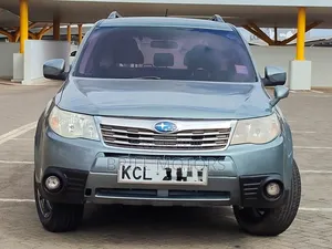 Subaru Forester 2010 Green