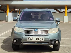 Subaru Forester 2010 Green