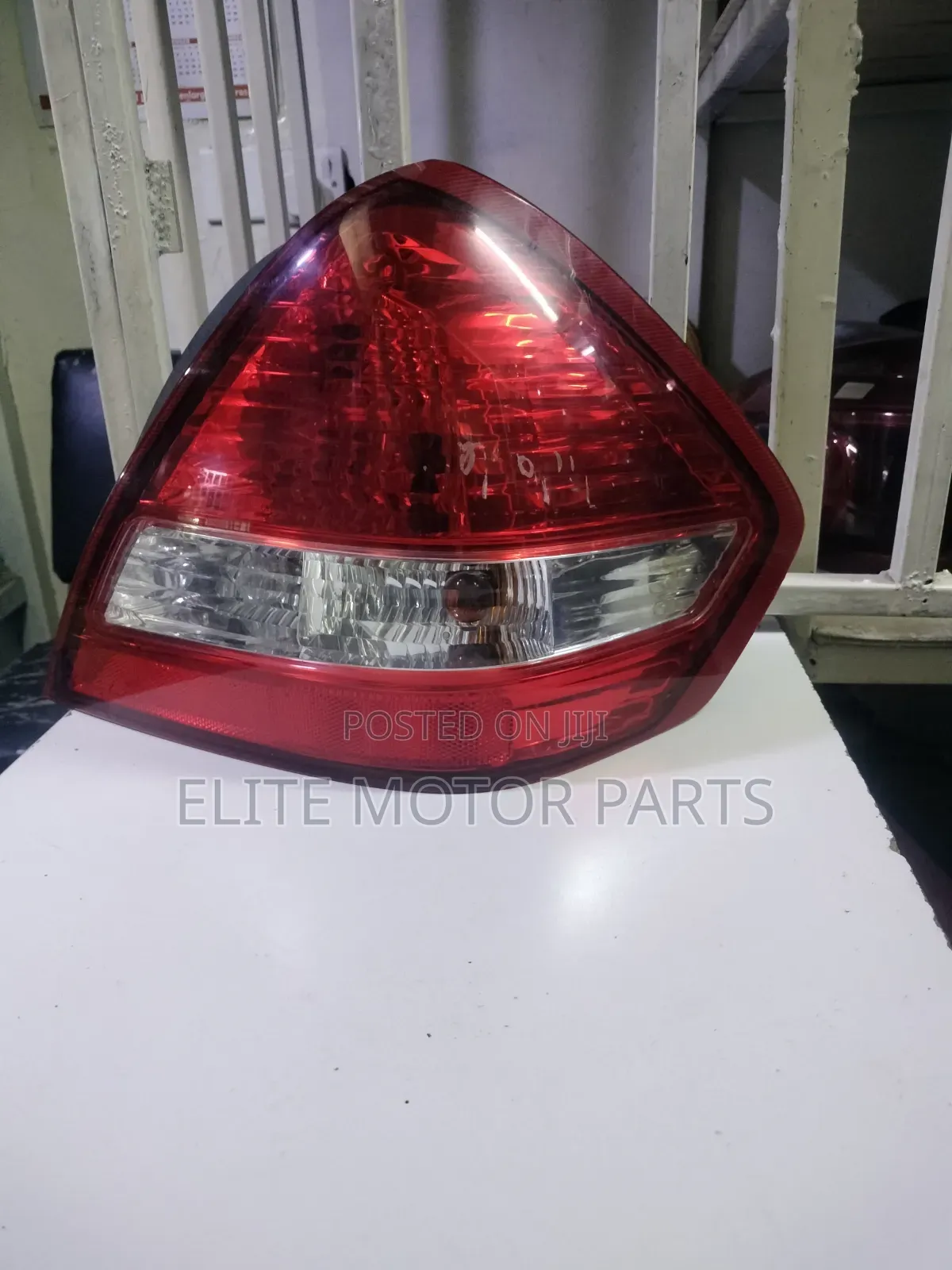 Tiida Saloon Backlight