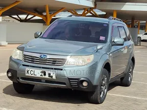 Subaru Forester 2010 Green