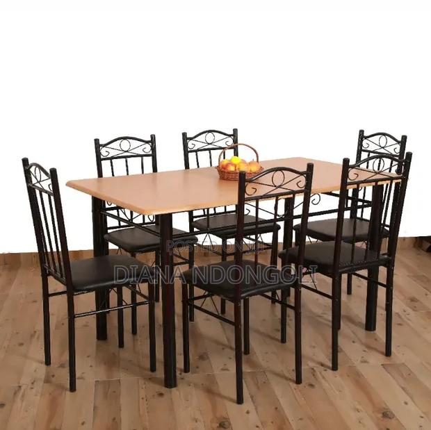 Elegent 6 Sitter Dinning Table - main view