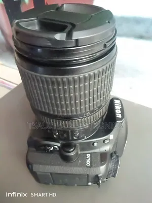 Nikon D7500