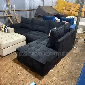 6 Seater Black Tufted L Seat