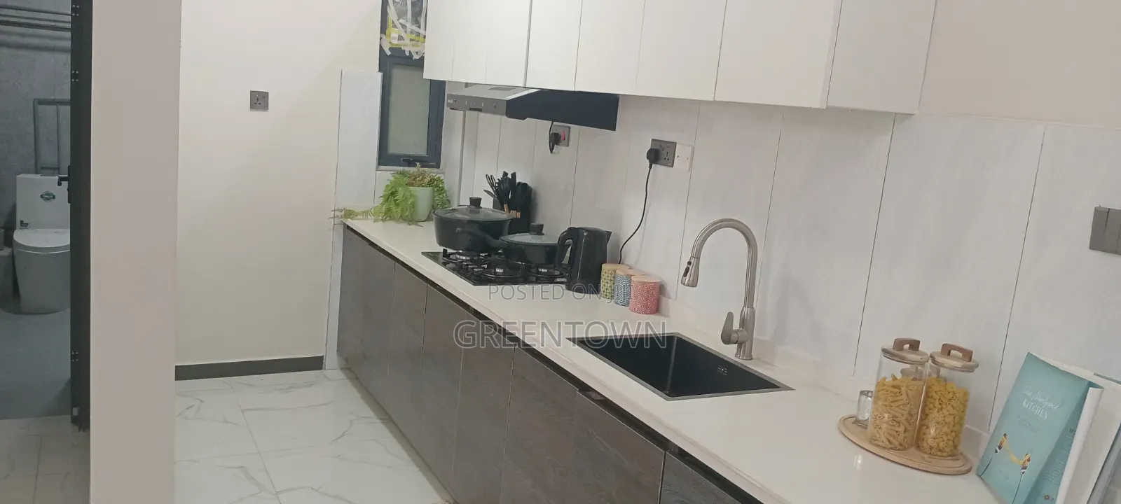 2bdrm Apartment in Super Garden, Hurlingham for sale