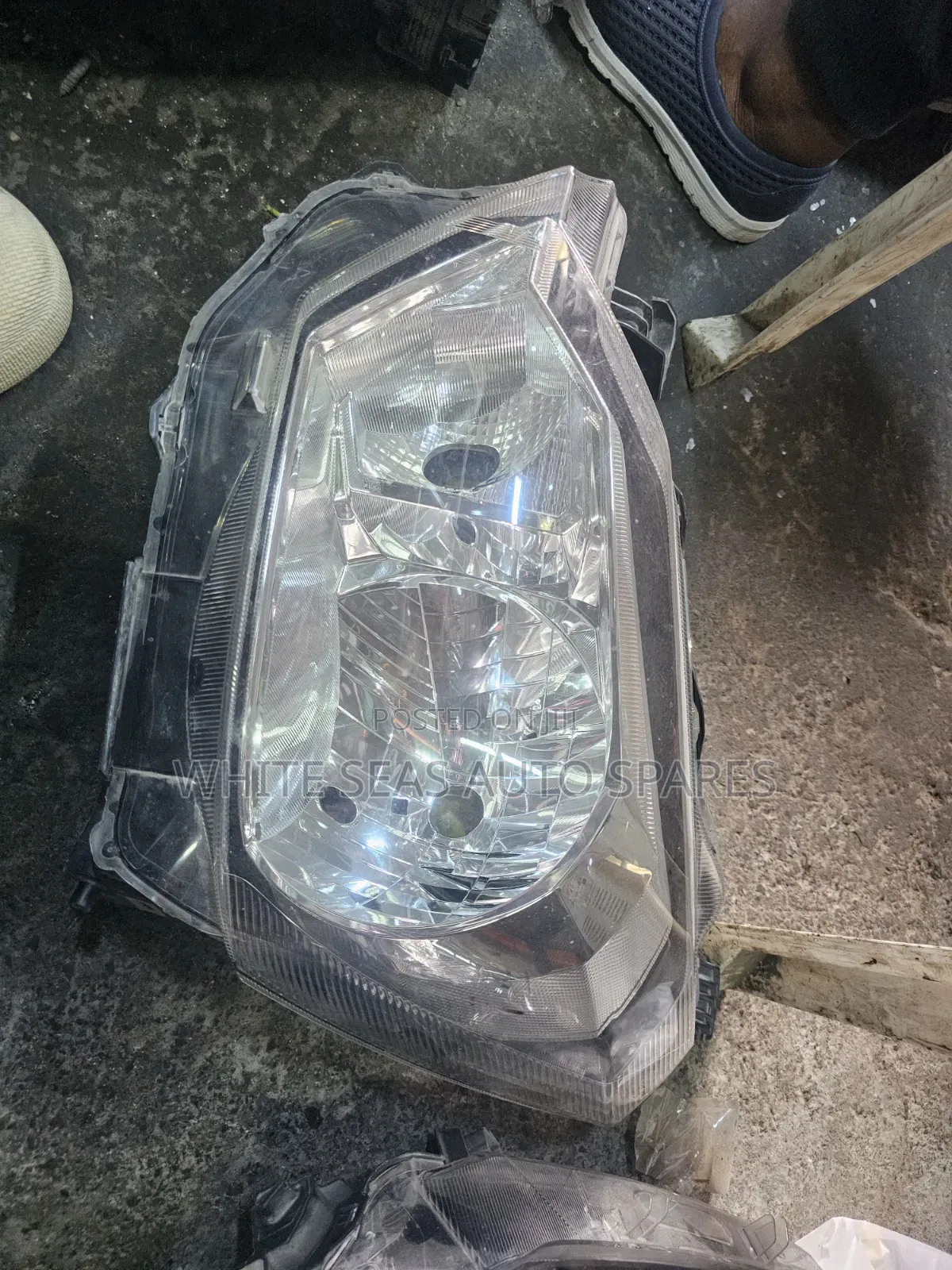 Mira Ais 2018 Taillight