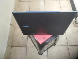 Laptop Acer Aspire E5-473 8GB Intel Core i3 HDD 500GB