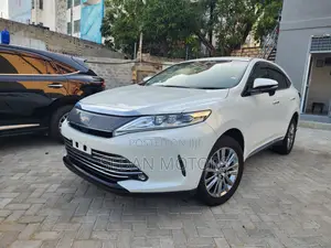 Toyota Harrier 2019 Off white