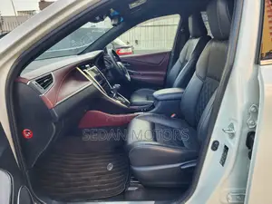 Toyota Harrier 2019 Off white