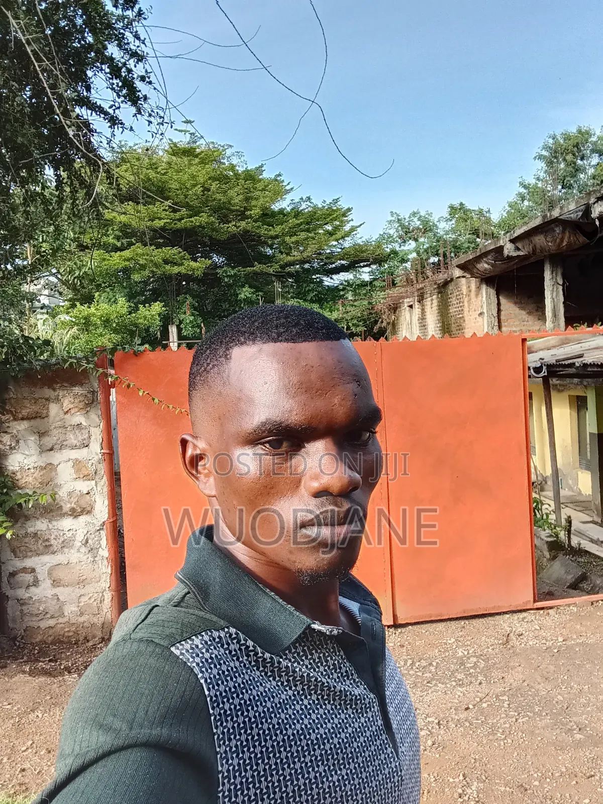 Looking for Barbering Job