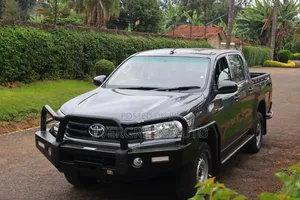 Toyota Hilux 2021 Gray
