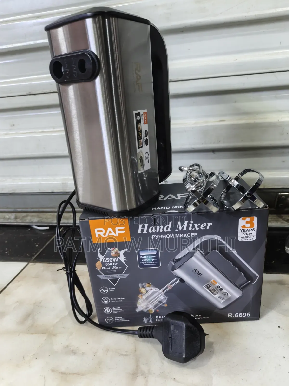 Raf Hand Mixer .R.6695