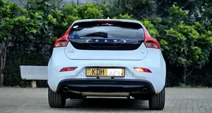 Volvo V40 2015 White
