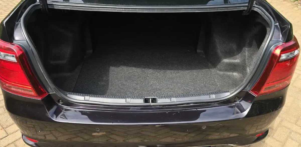 Toyota Axio 2018