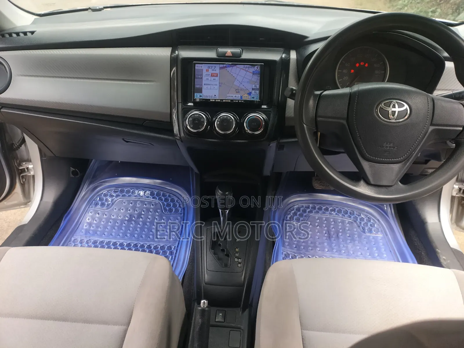 Toyota Axio 2013 Silver