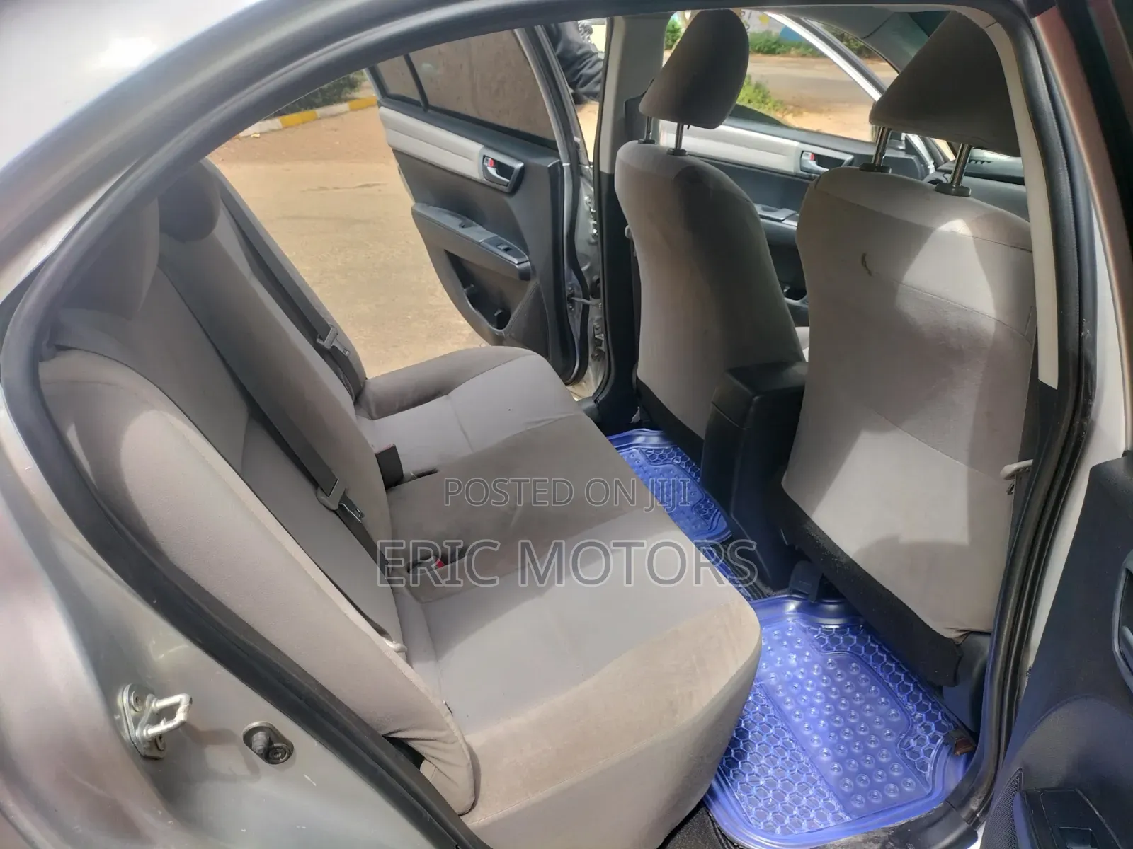 Toyota Axio 2013 Silver