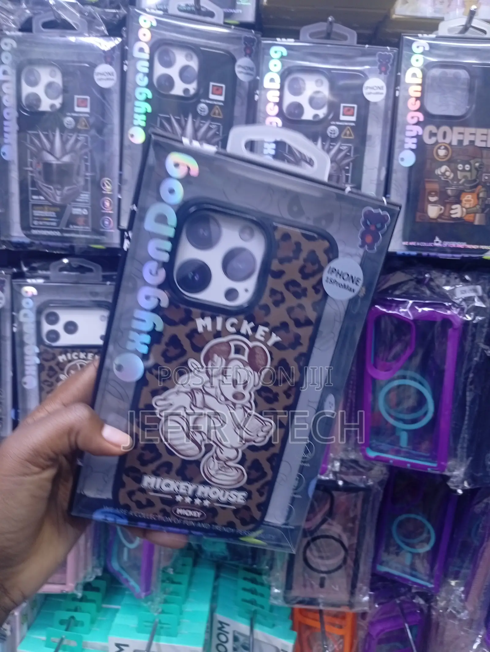 iPhone 15 Pro Max Alvil Branded Cover