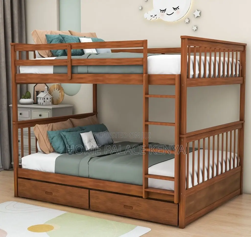 Bunk Bed: Space-Saving Bunk Bed With Strong Wooden Frame and Storage