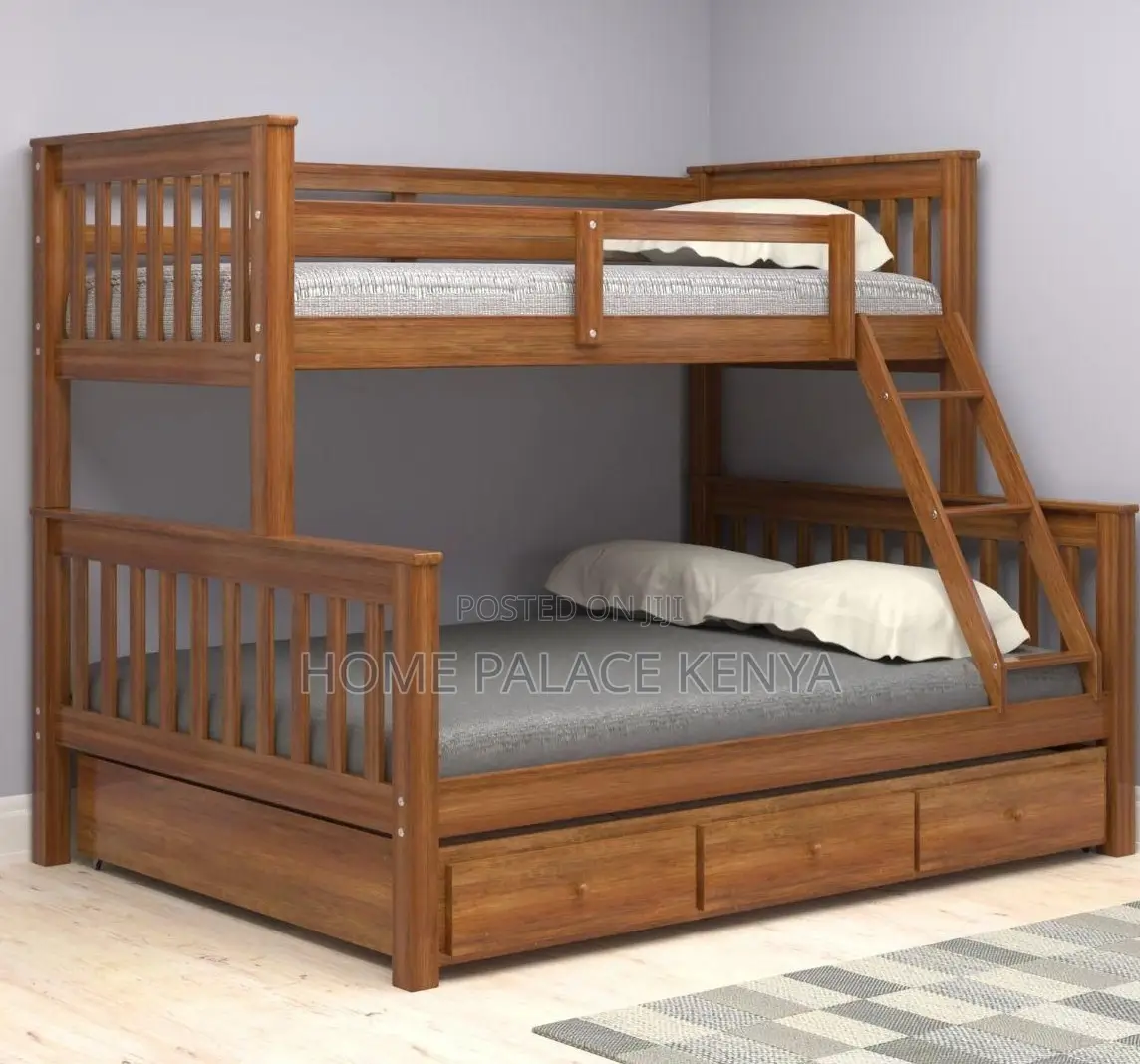 Bunk Bed: Space-Saving Bunk Bed With Strong Wooden Frame and Storage