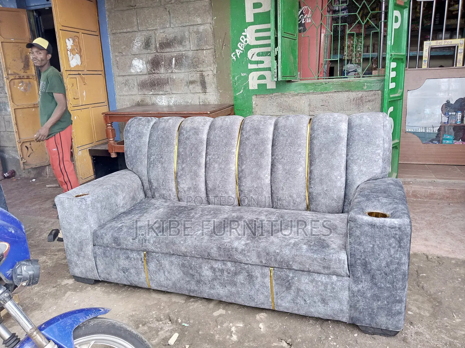 Grey Box Seat