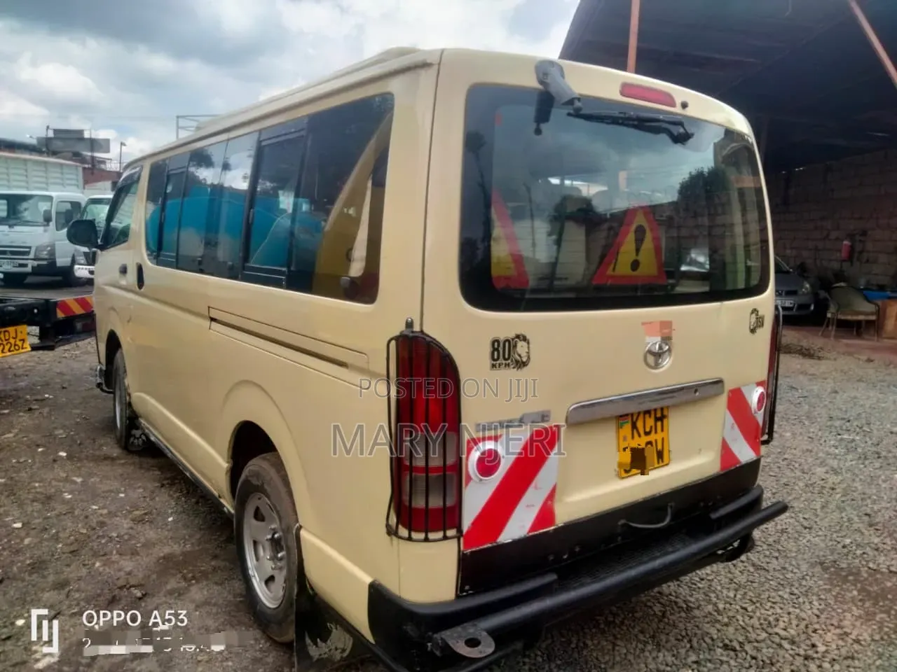 Toyota HiAce 2009 Beige