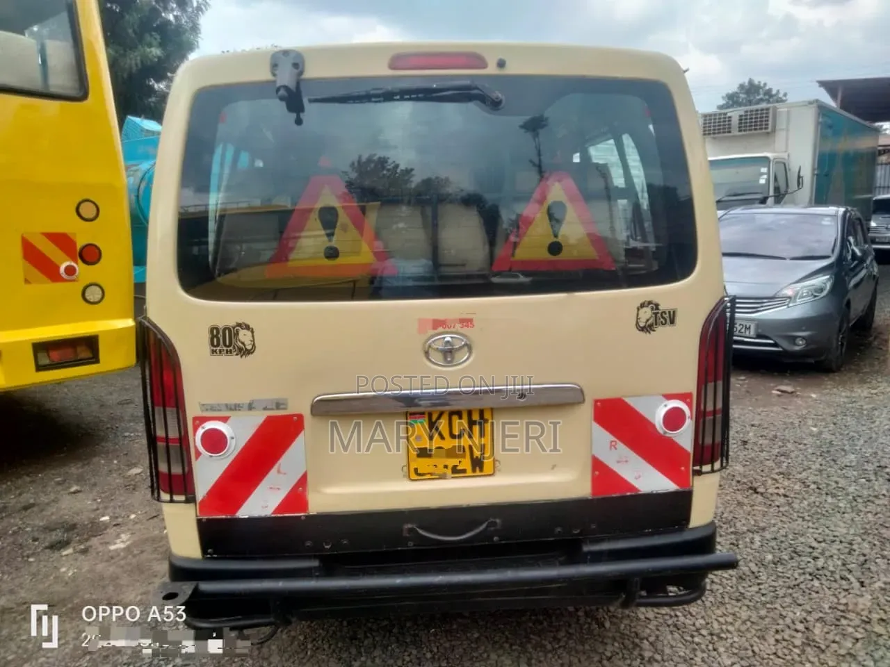 Toyota HiAce 2009 Beige