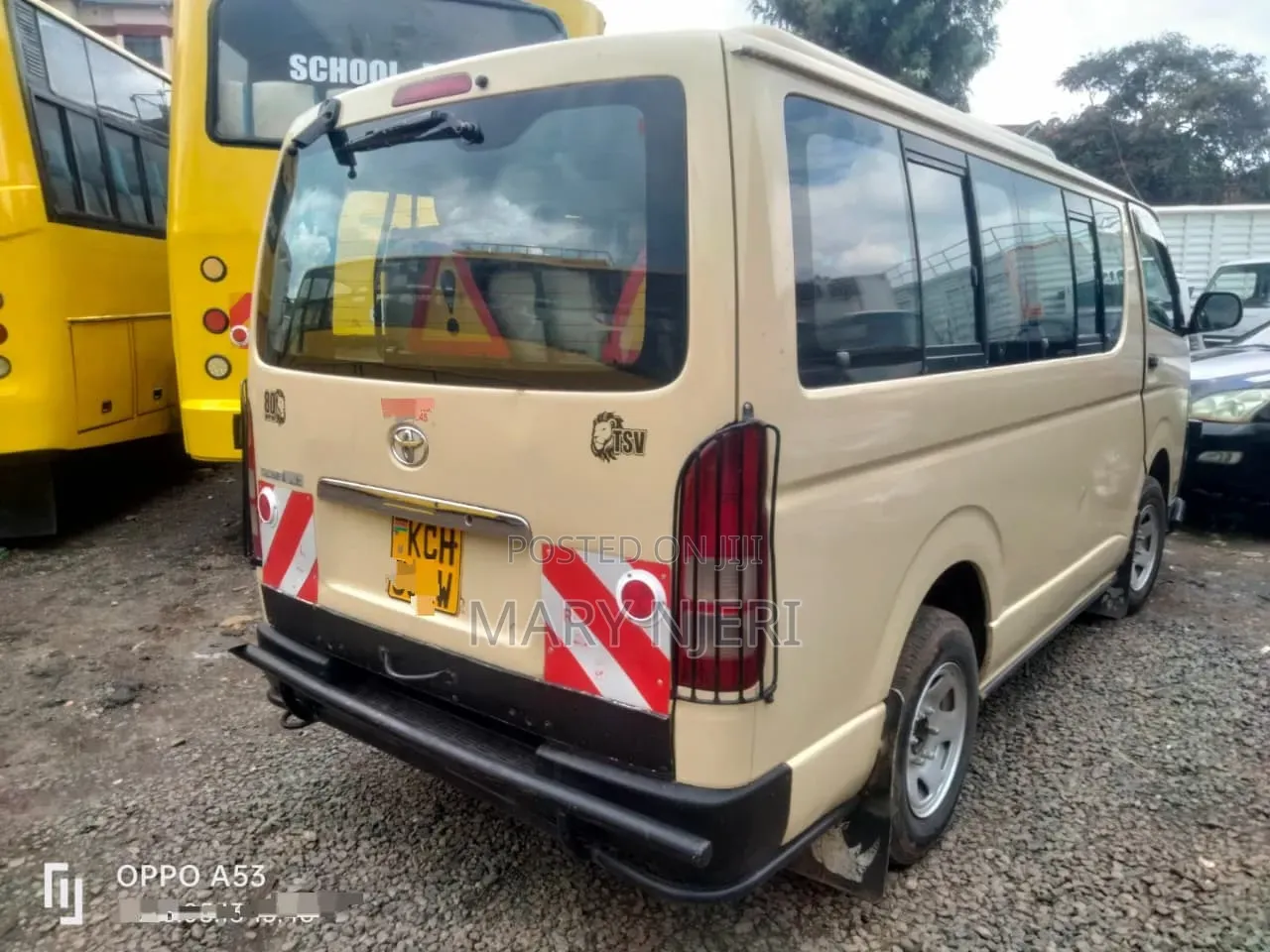 Toyota HiAce 2009 Beige