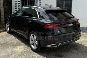Audi Q8 3.0T Premium AWD quattro 2019 Black
