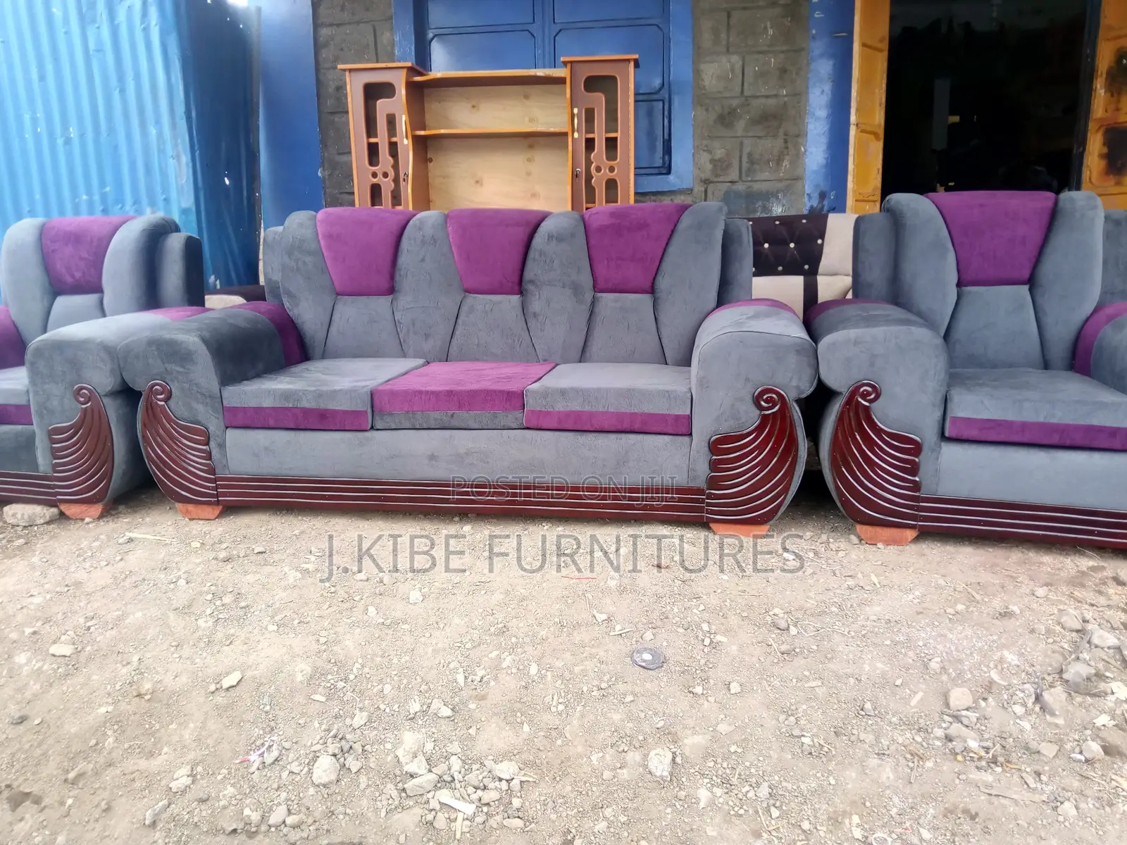 Grey Permanent Seat