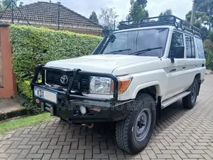 Toyota Land Cruiser 76 Series 2019 White