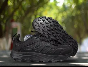 Columbia Crestwood Hiking Boots