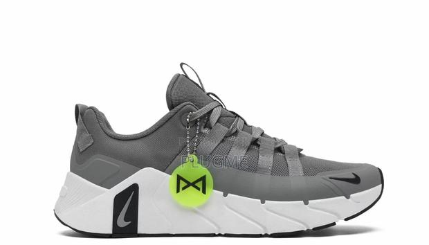 Latest Model Nike Metcon Sneakers - thumbnail 3