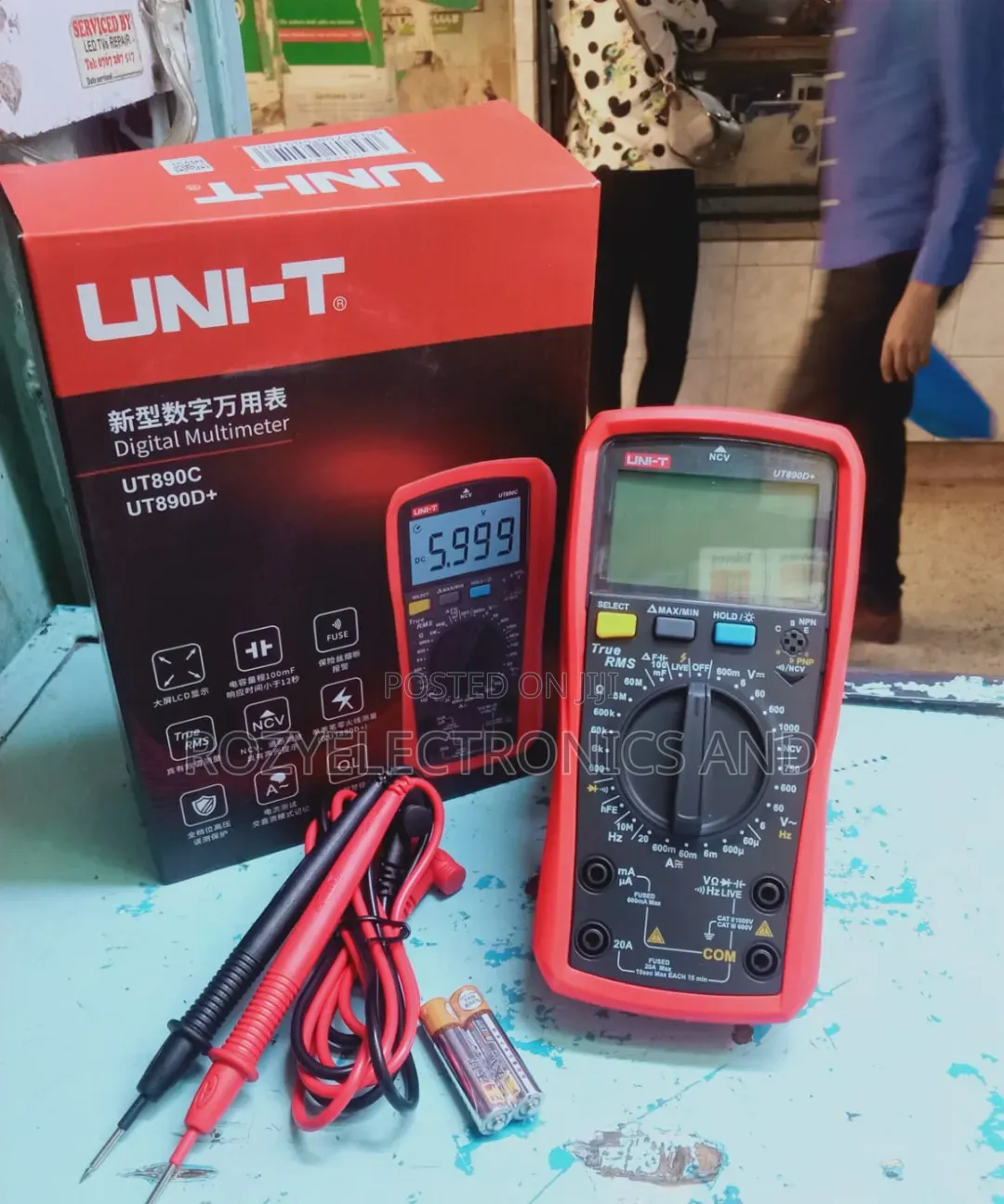 Digital Multimeter Uni-T Ut 890+
