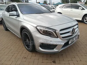 Mercedes-Benz GLA 250 2017 Silver