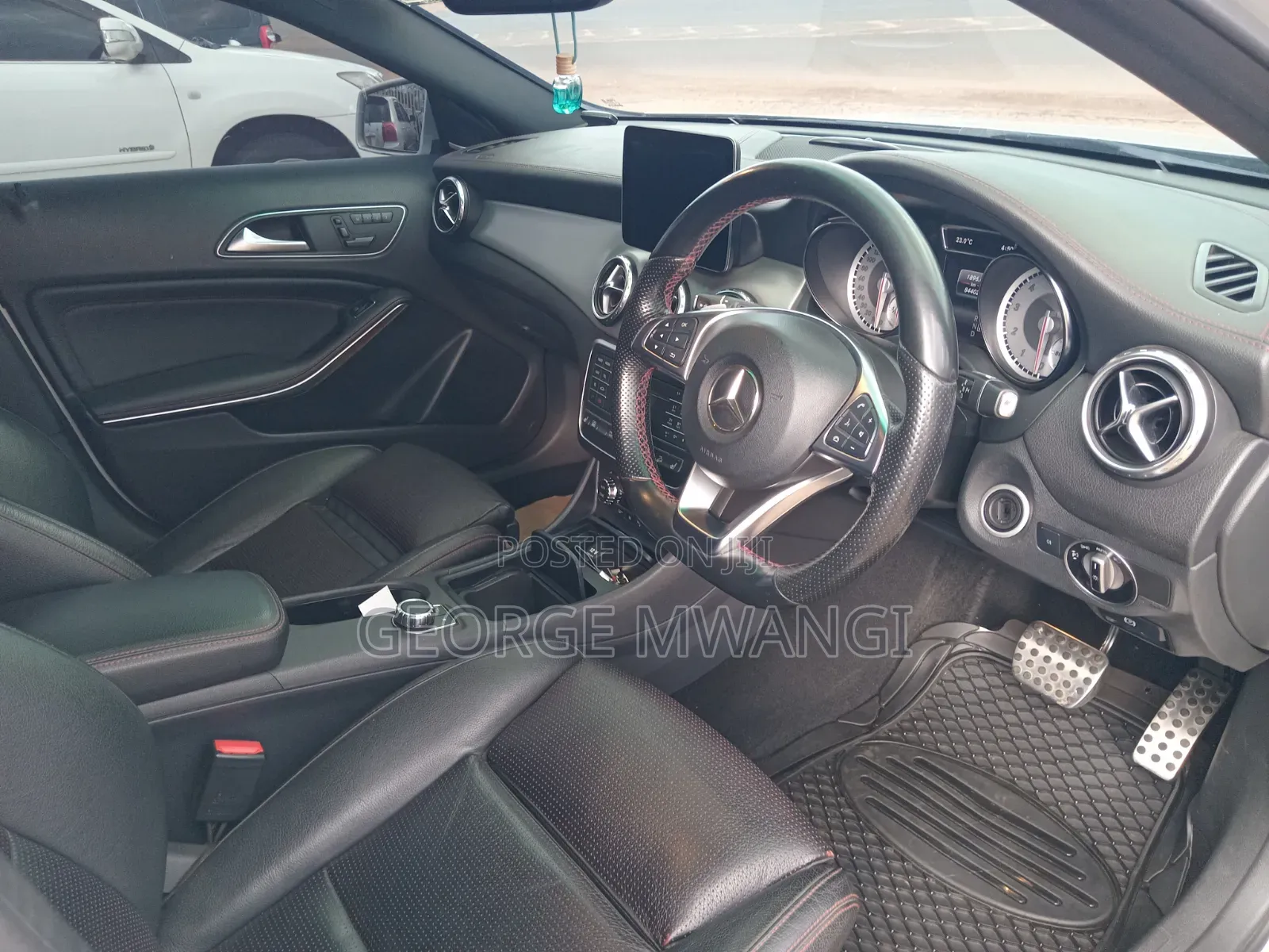 Mercedes-Benz GLA 250 2017 Silver