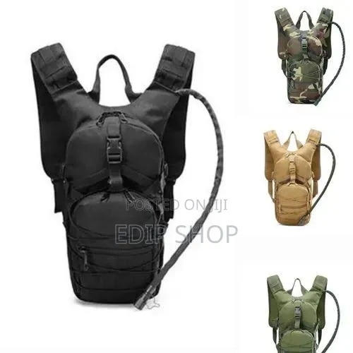 Hiking Bag With Water Bladder