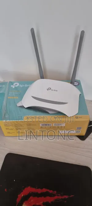 Tp-Link Wireless N Router (Like New)