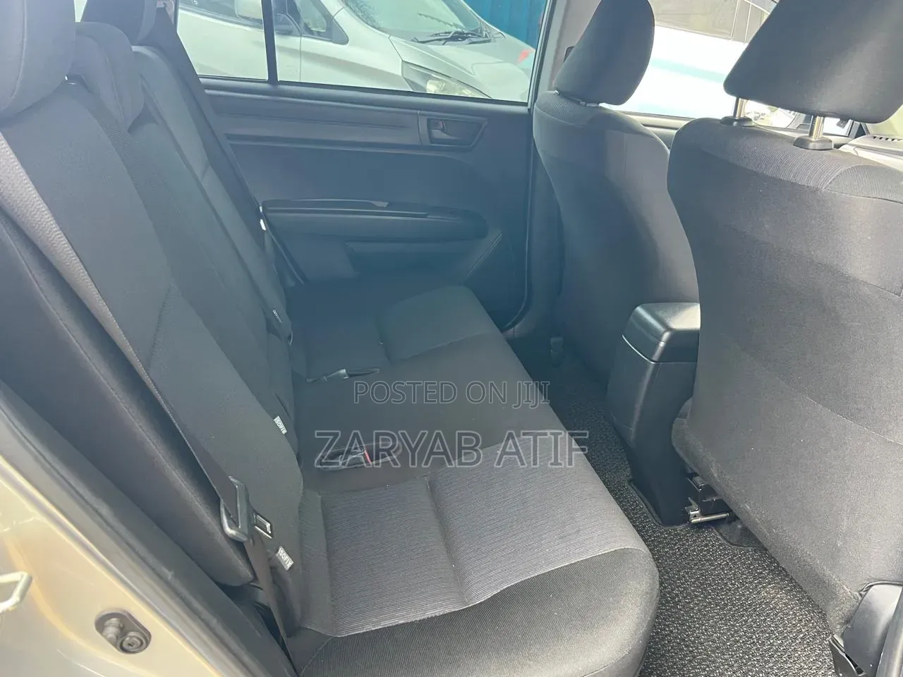 Toyota Corolla Fielder 2018 Silver