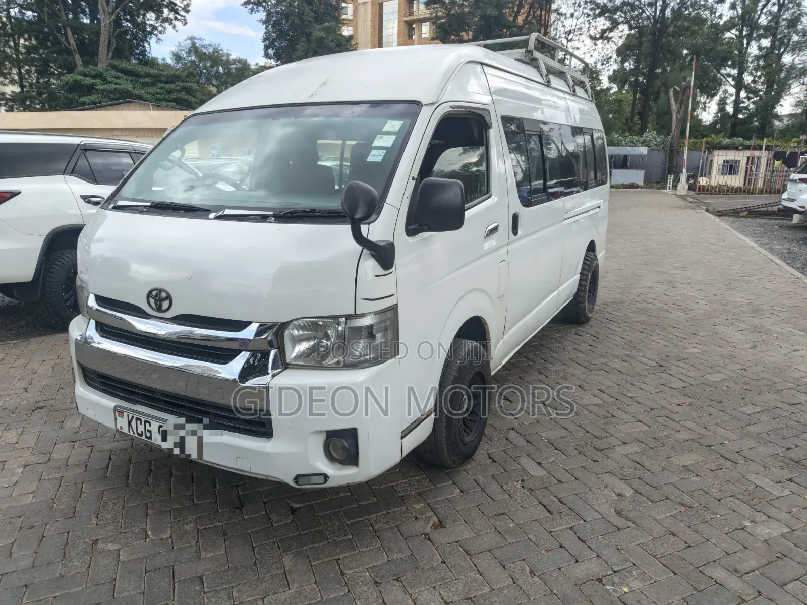 Toyota HiAce 2008 White